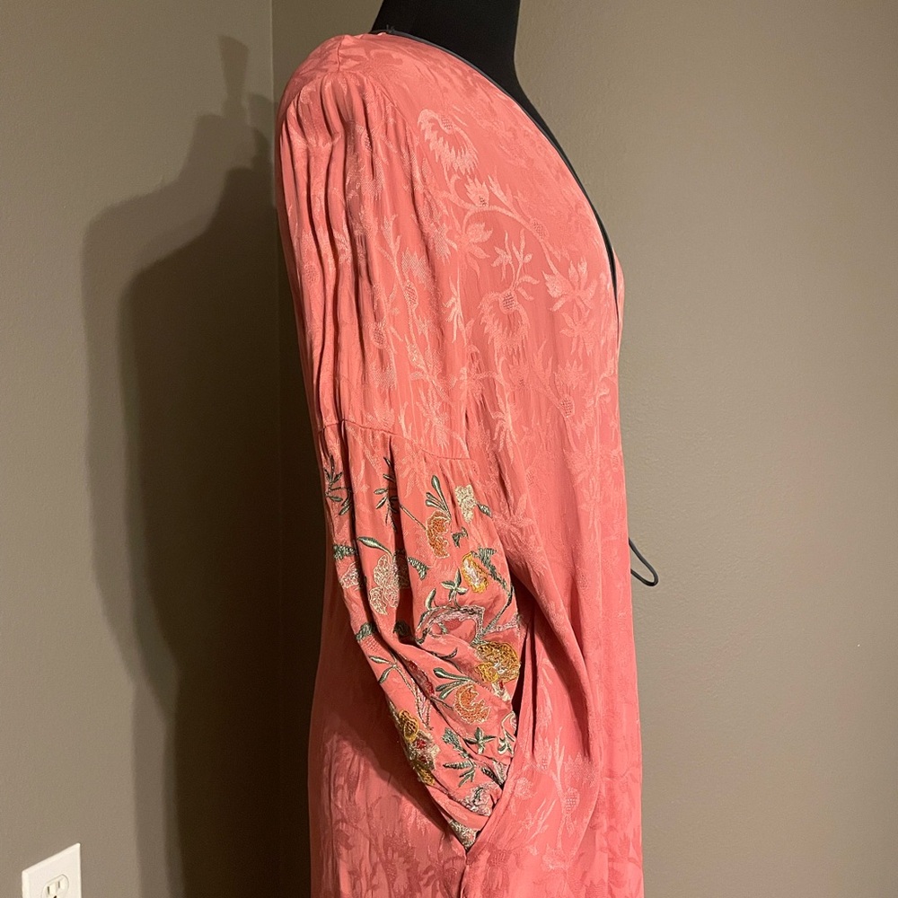Zara Robe - Picture 5 of 9